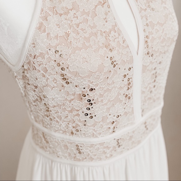 NWT Cream & Gold Flowy Lace Dress ✨host pick✨ - Picture 3 of 10